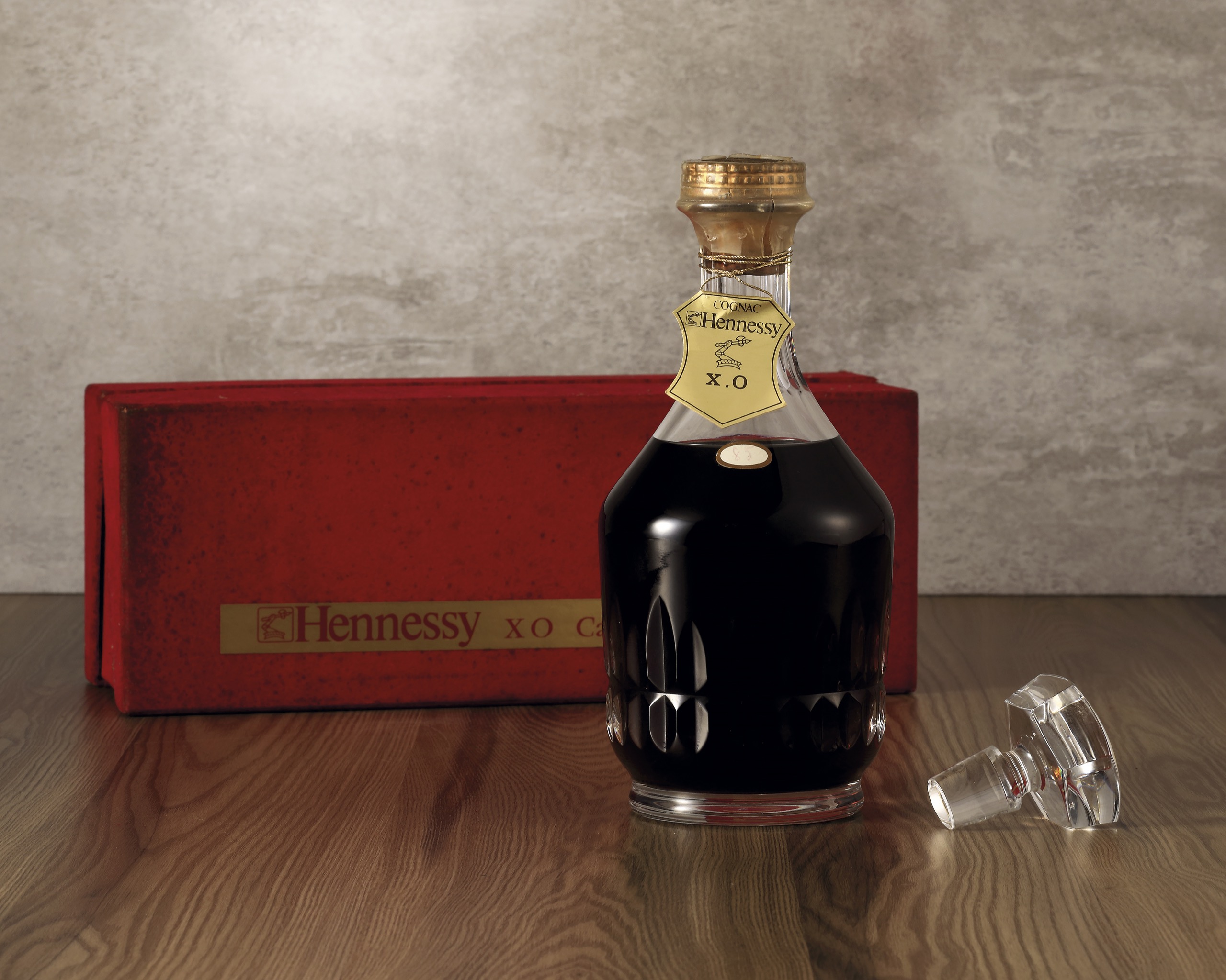 軒尼詩水晶瓶XO Hennessy XO Carafe Baccarat｜2020夏拍- 帝圖拍賣 