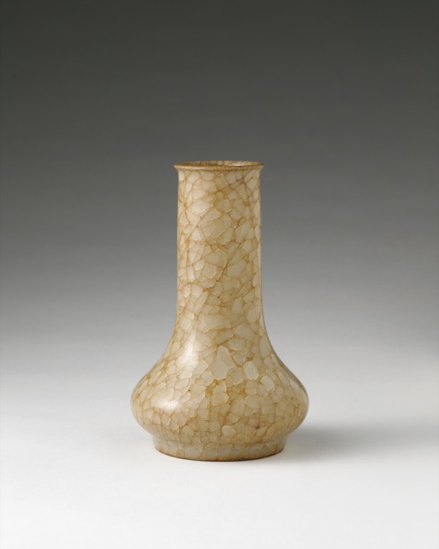 南宋官窯系米黃釉直頸瓶｜2022迎春- 帝圖拍賣- 領銜全台書畫文物類第一