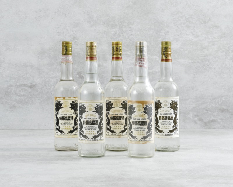 民國81、82年白金龍特級高粱酒(5瓶)｜2022春拍- 帝圖拍賣- 領銜