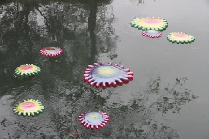 黃蘭雅 ，〈水花漂〉。圖／非池中藝術網攝。
