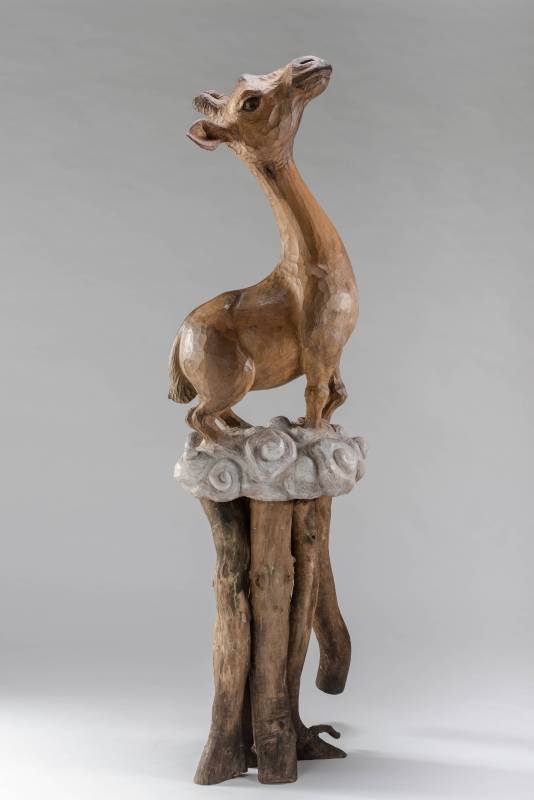 指鹿為馬NO.3   尺寸170×48×45cm  材質  烏心石、樟木
