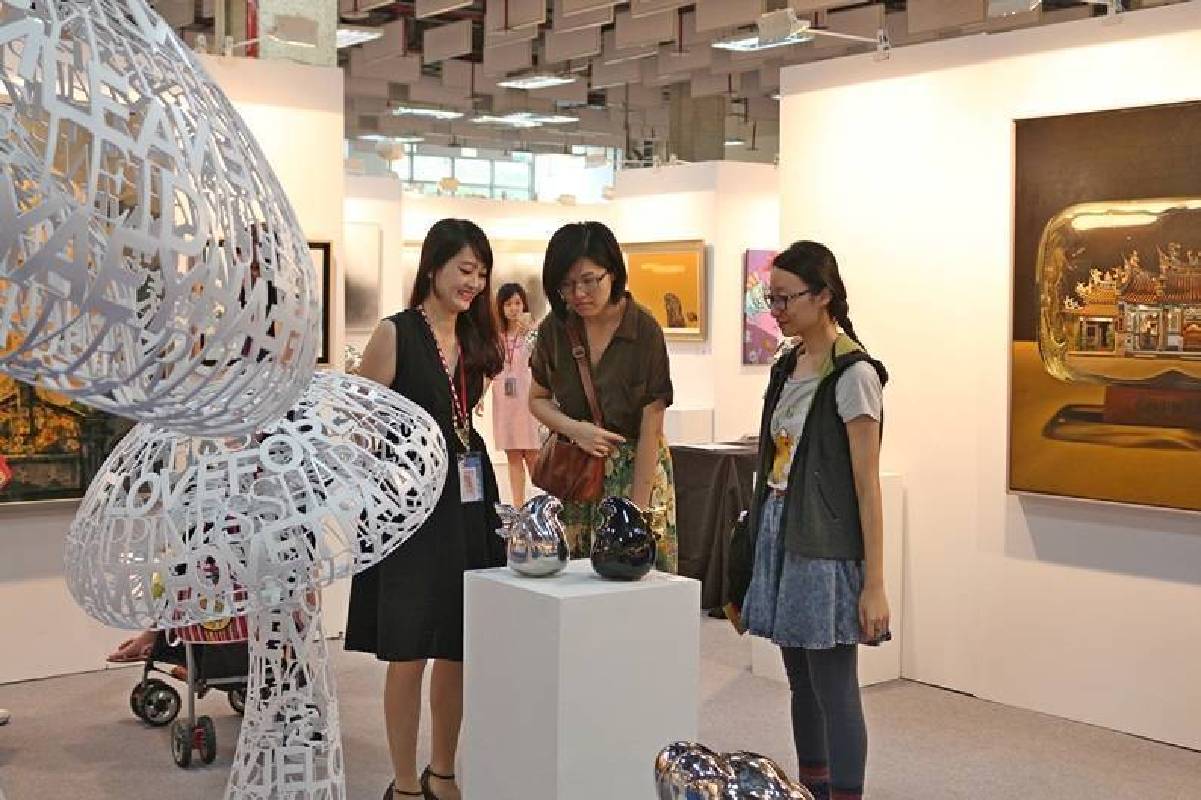 「2017台北新藝術博覽會」國際藝術家專程遠道來台參與藝術盛會，與民眾面對面