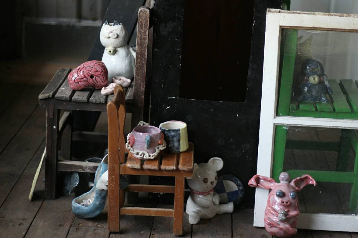 淡水國中美術班將在開放日中展出〈為什麼裡沒有為什麼〉陶藝創作展。