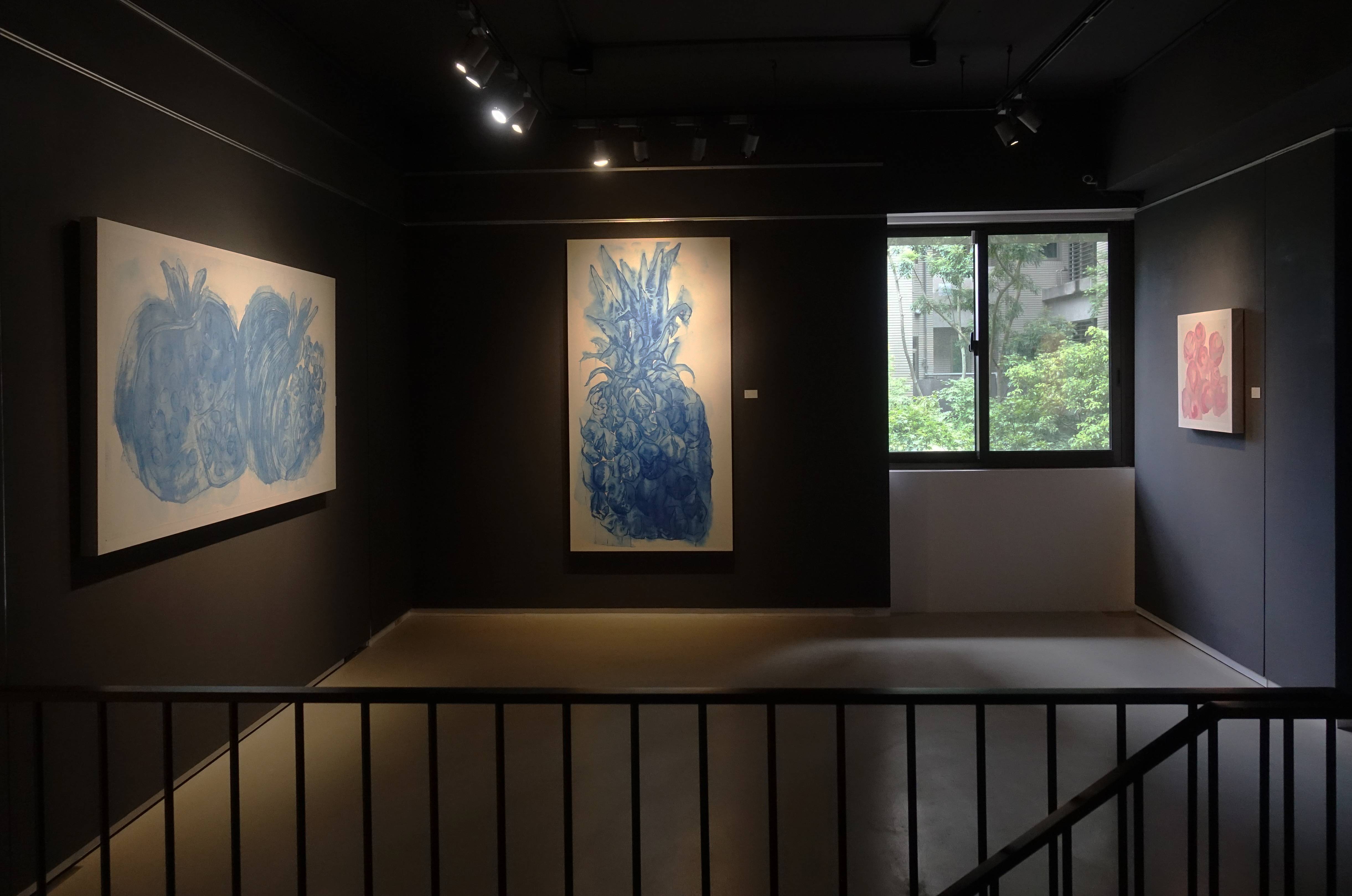 「藍心之物—李婷婷台灣首個展」於大觀藝術空間二樓展覽一隅。