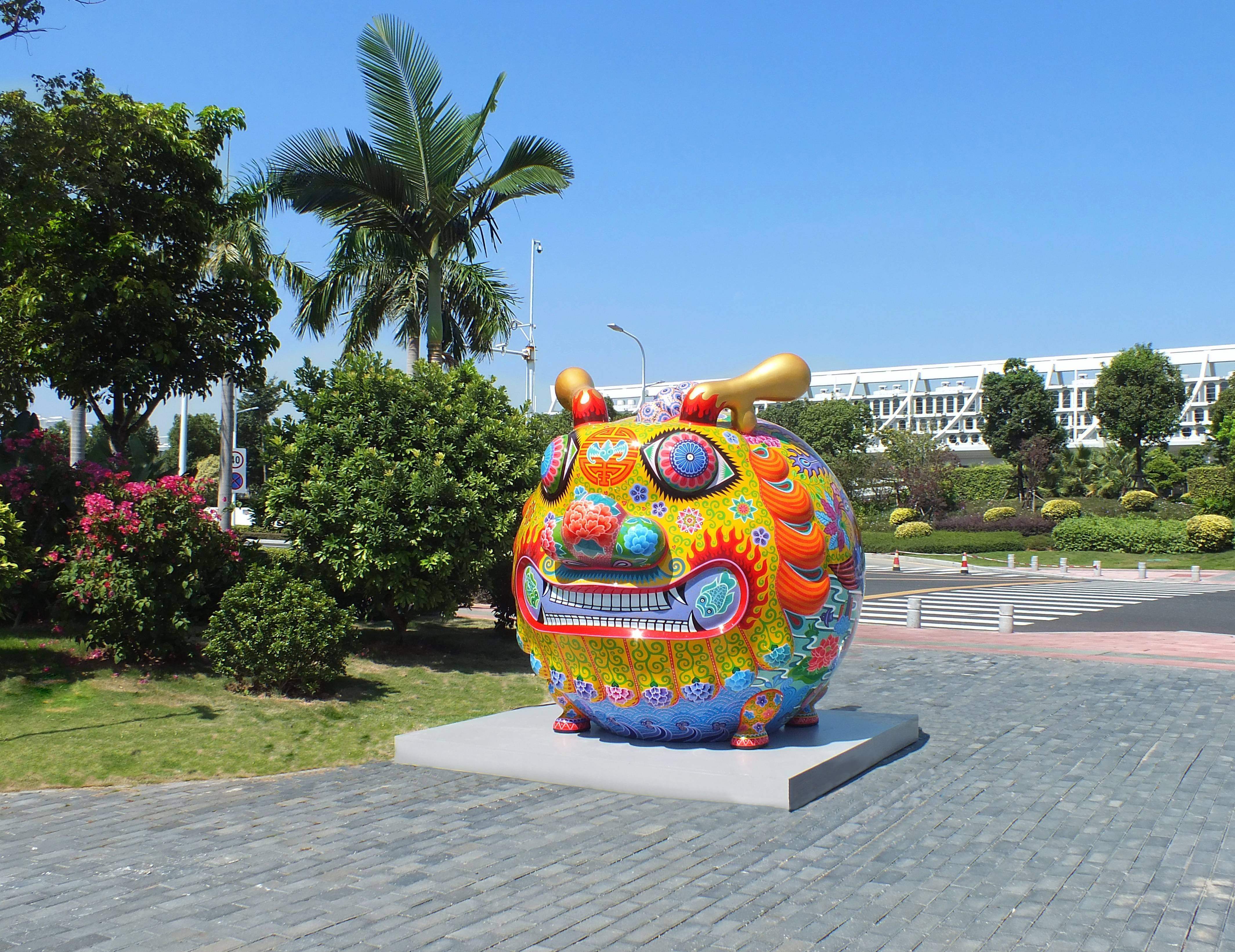 洪易「大圓龍」展出於廈門