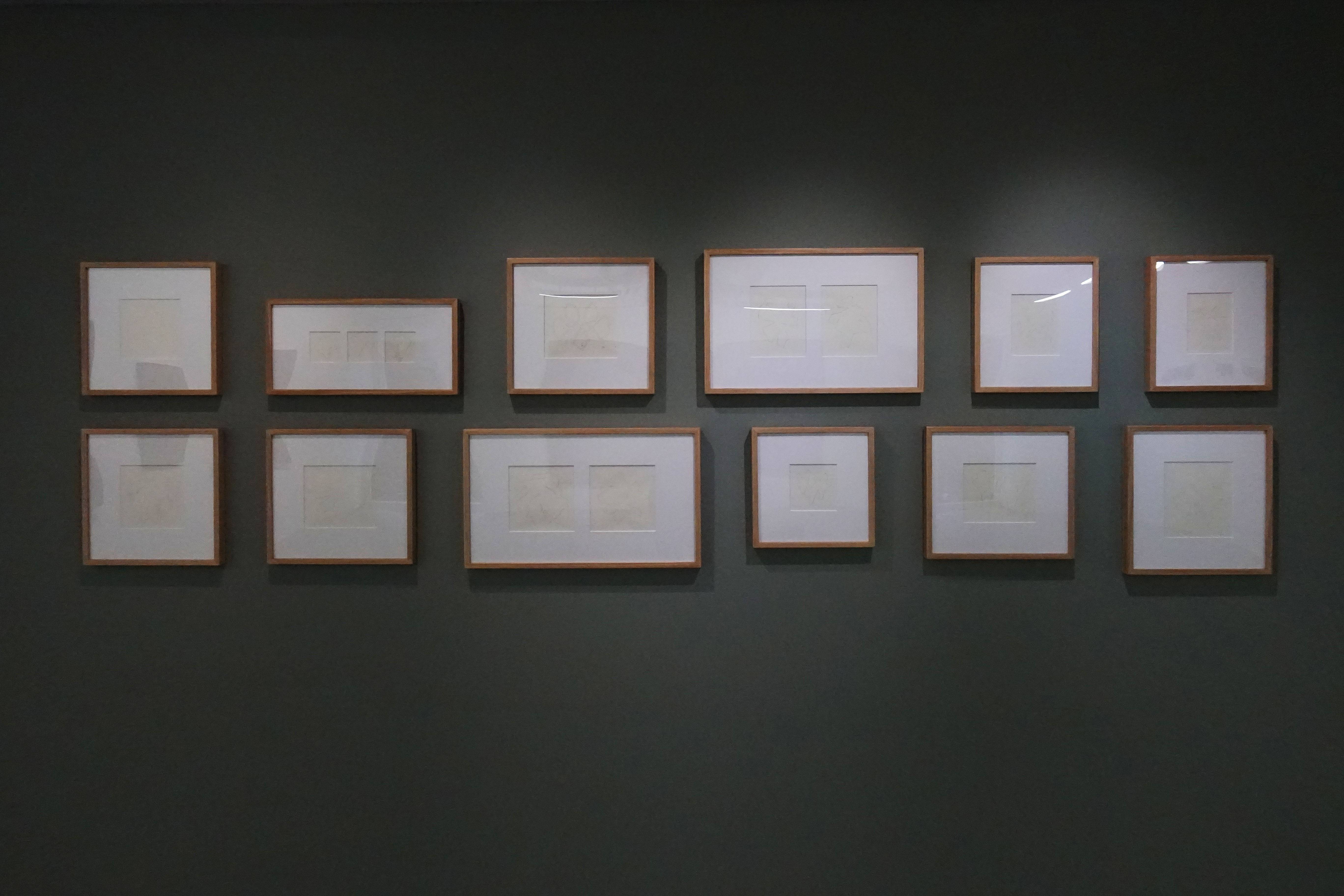双方藝廊「未定物-吳東龍個展」手稿展覽一隅。