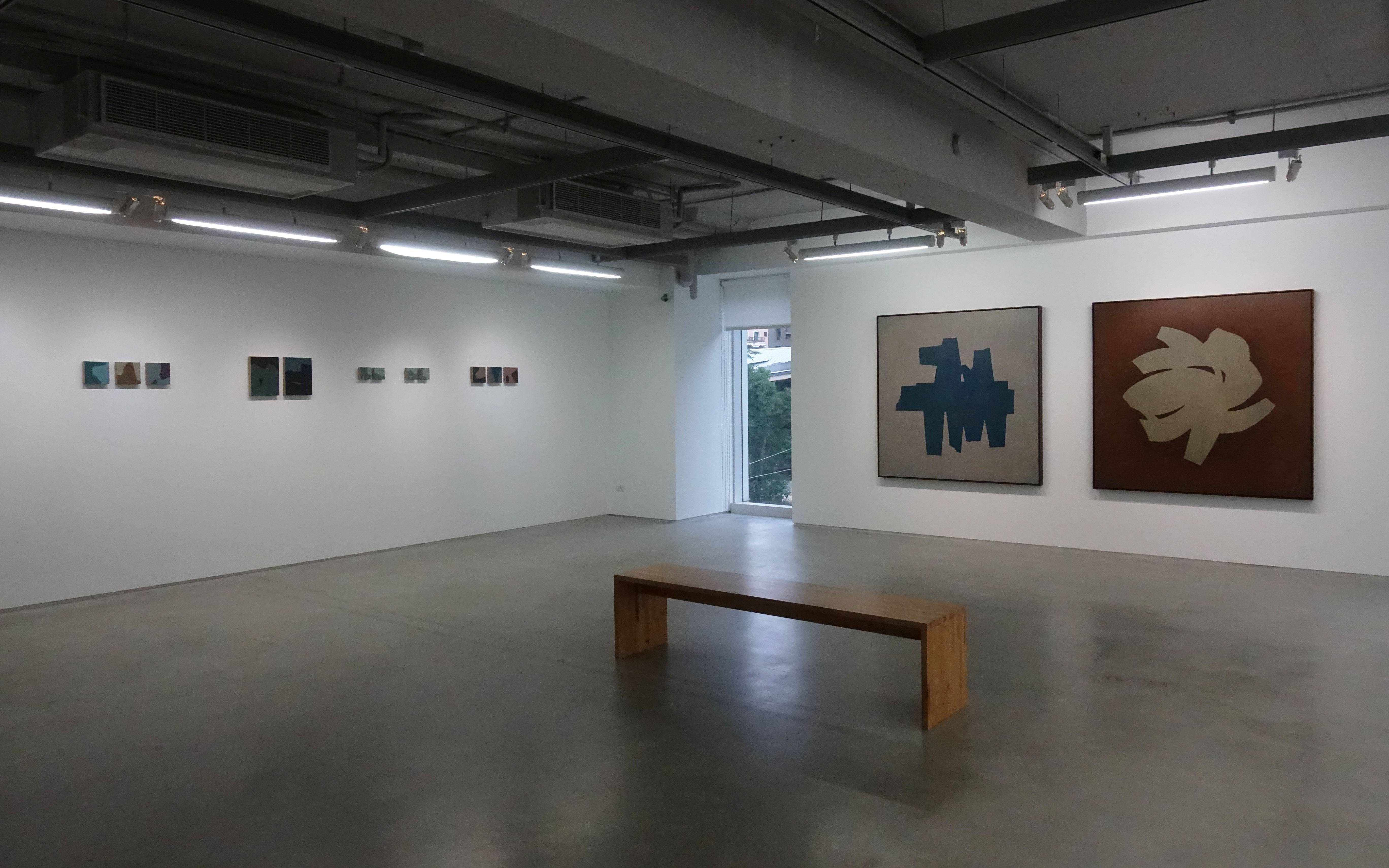 双方藝廊「未定物-吳東龍個展」二樓空間展覽一隅。