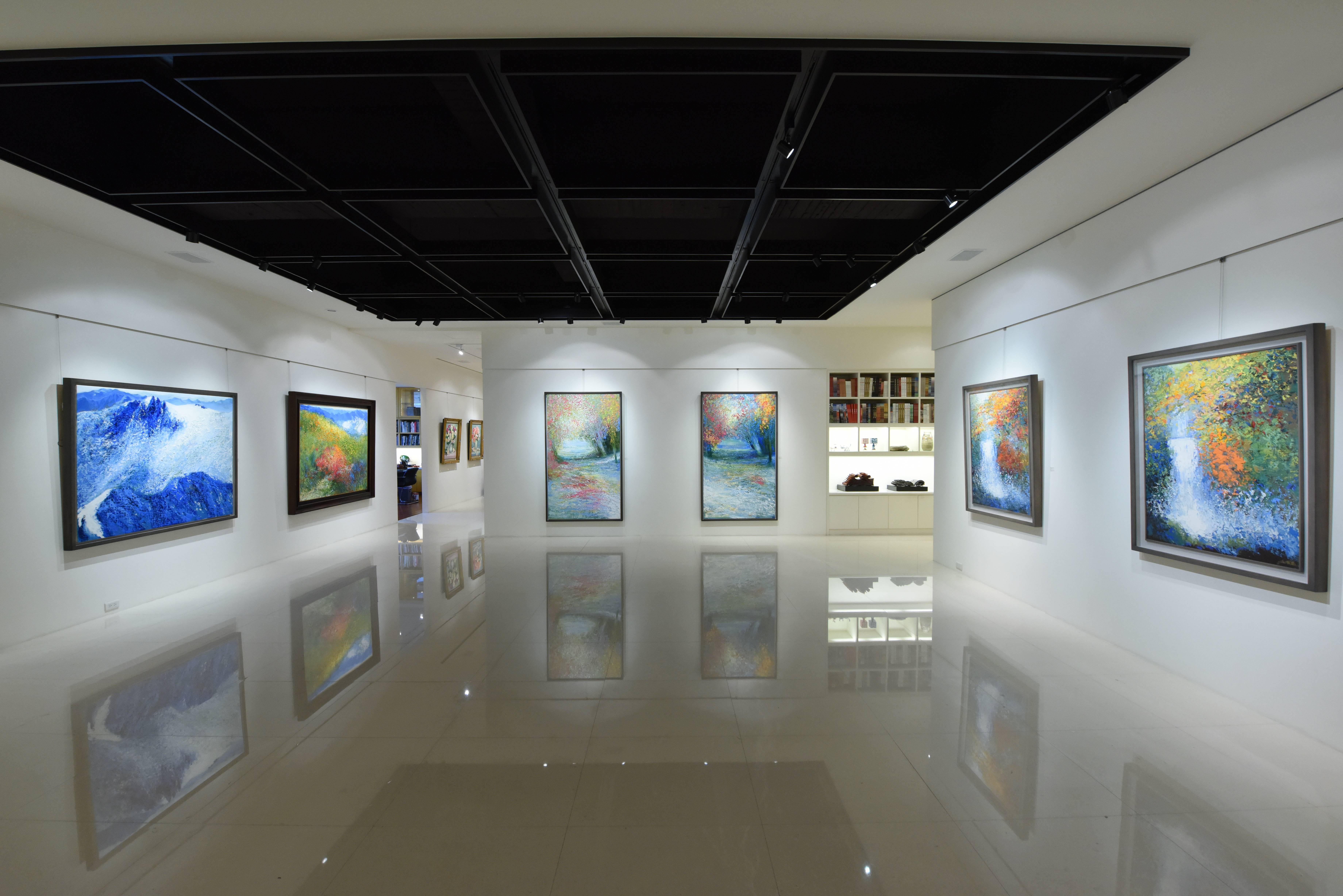 林俊慧老師「水系列」畫作展於印象畫廊實景