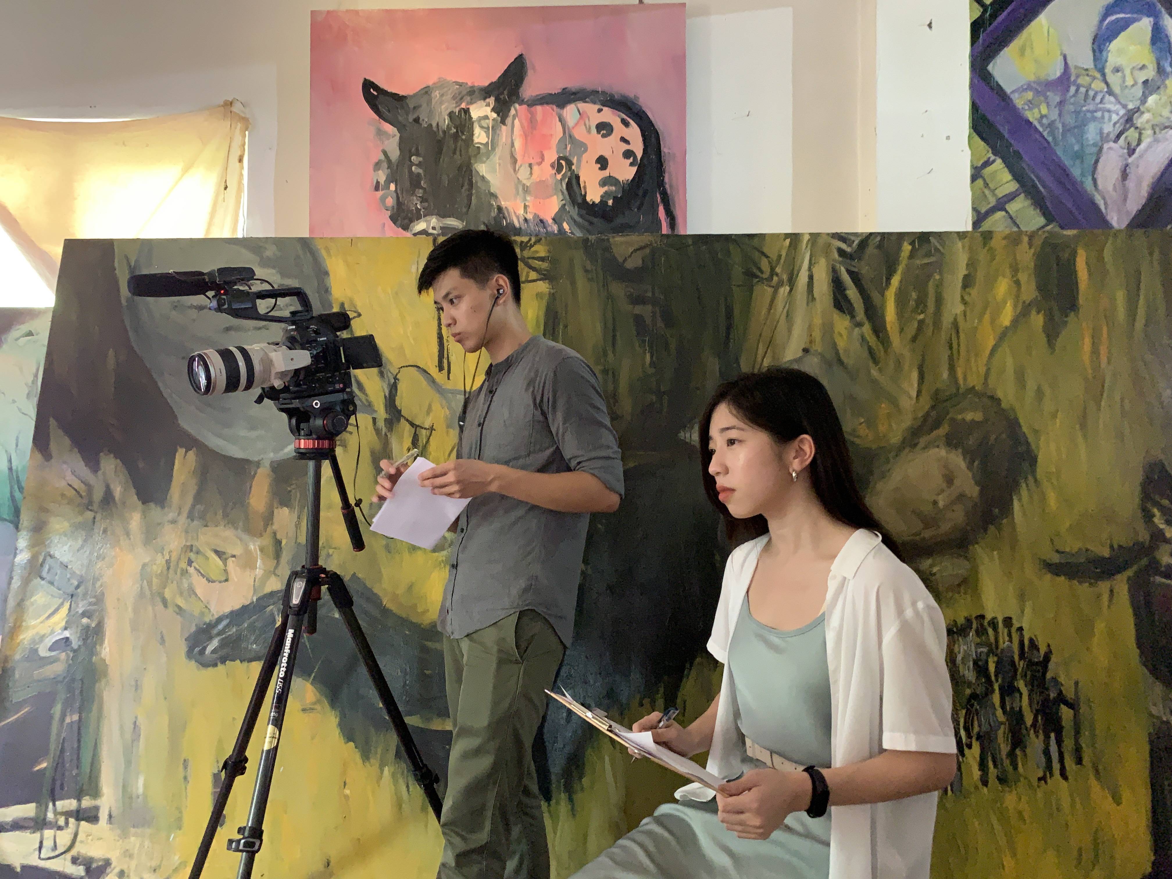 非池中採訪團隊專注的神情,相當專業