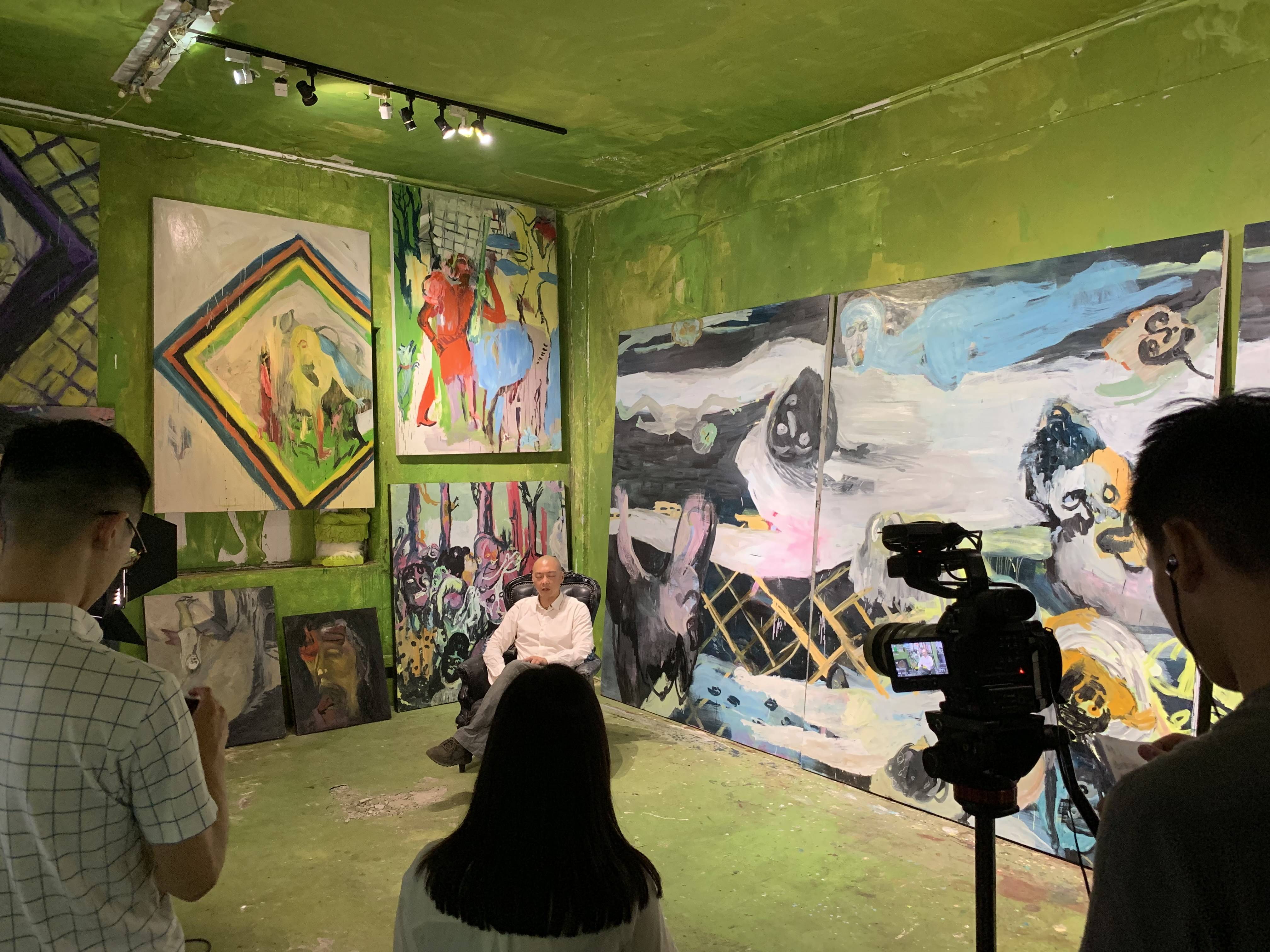 常陵與非池中採訪團隊,和大玄玄社會精彩創作