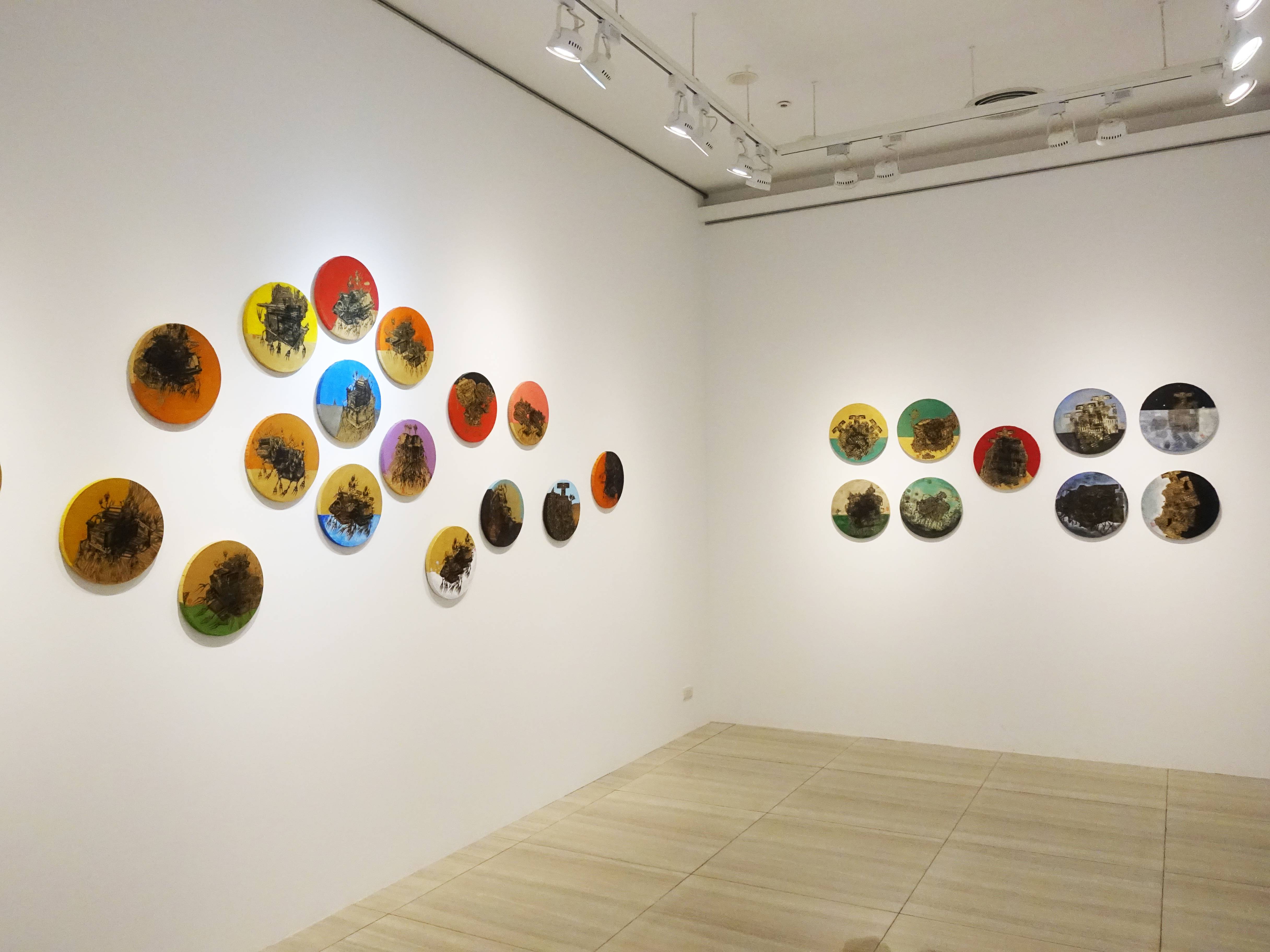 葉慧琪展出作品「機械群」系列作。