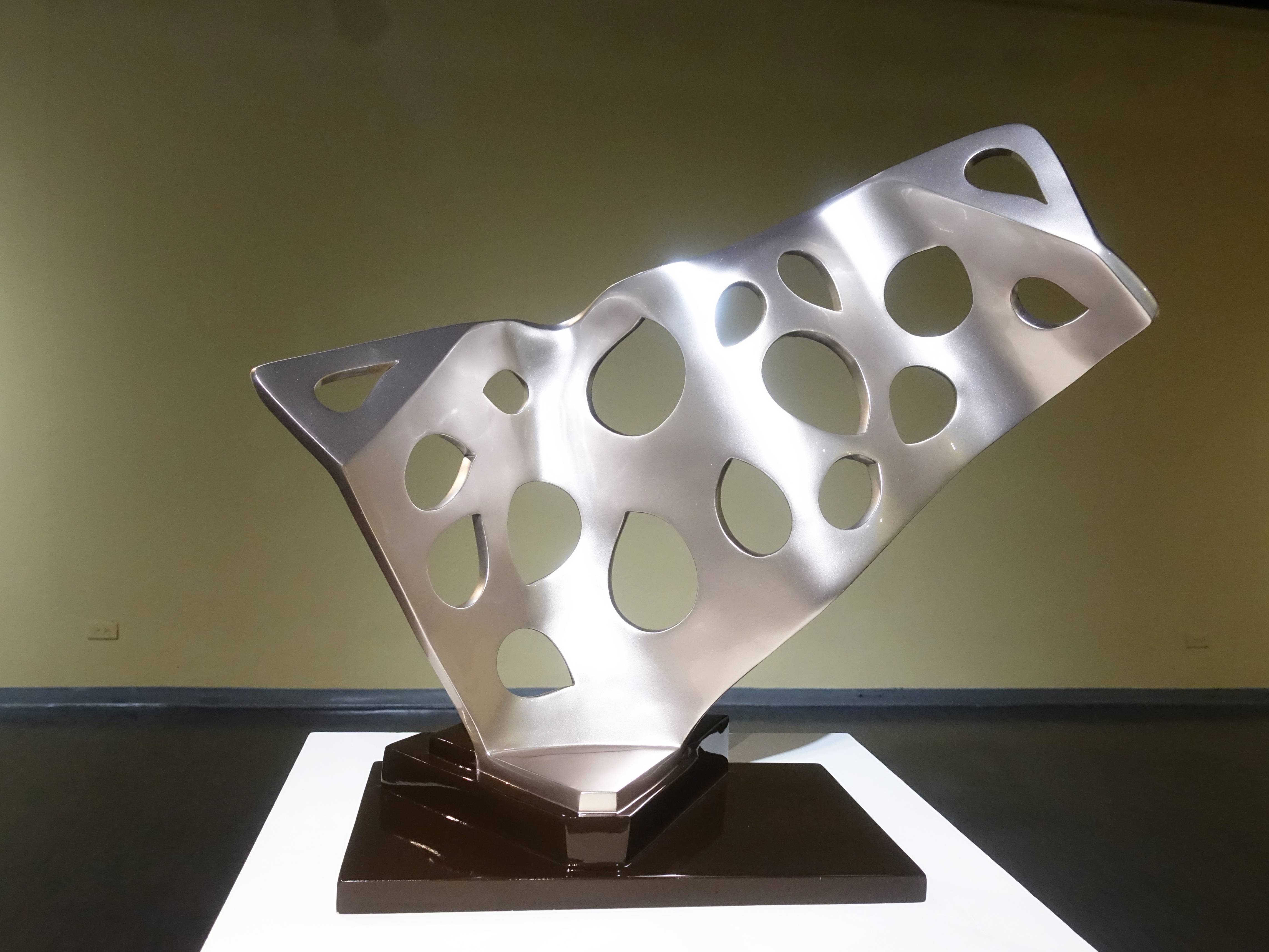 蒲浩明，《風》，70 X 78 X 30 cm，Frp Fiber-reinforced plastic，2018。