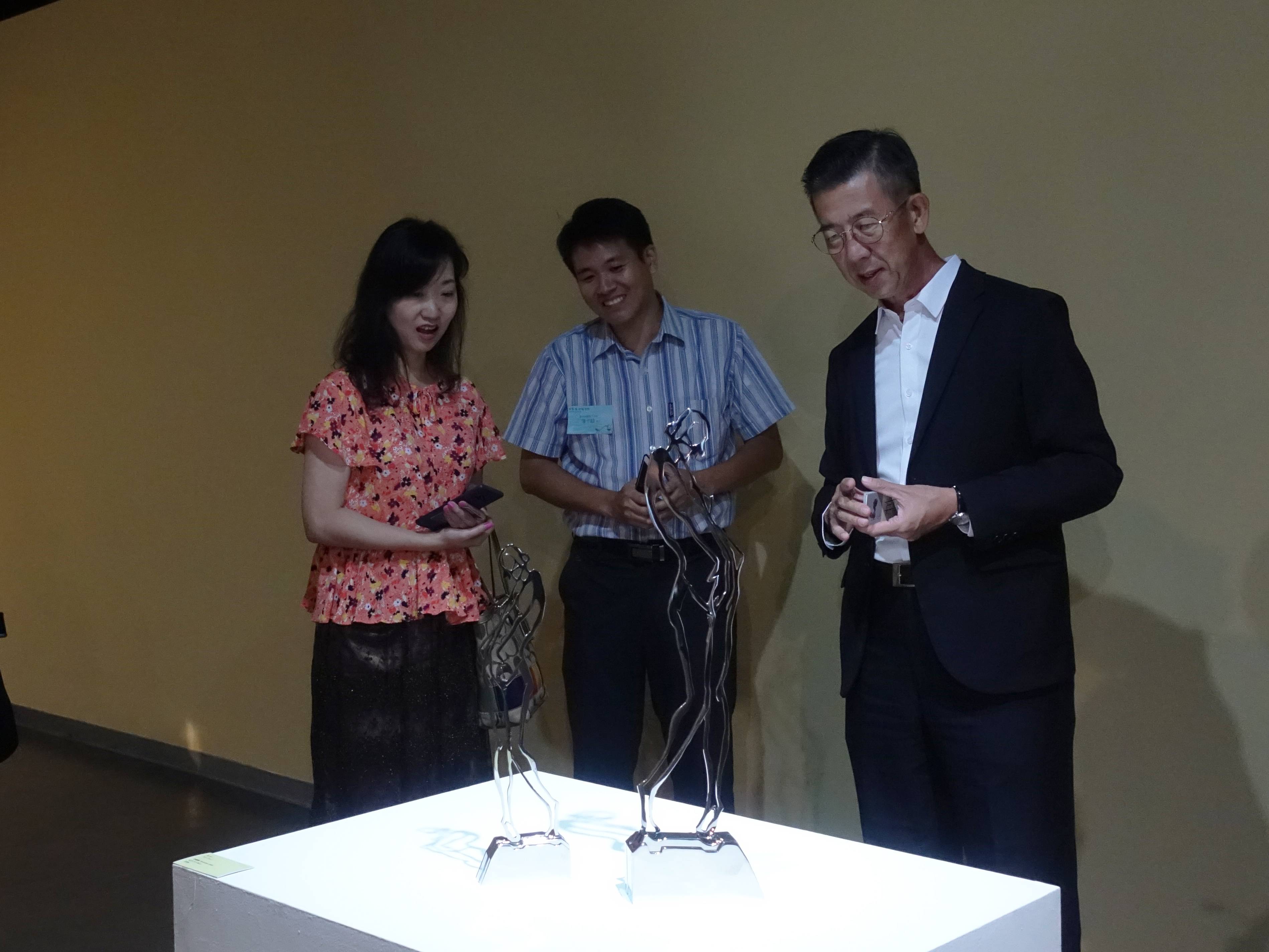 蒲浩明跨域雕塑特展《介質·場·多維空間 》開幕展場直擊。