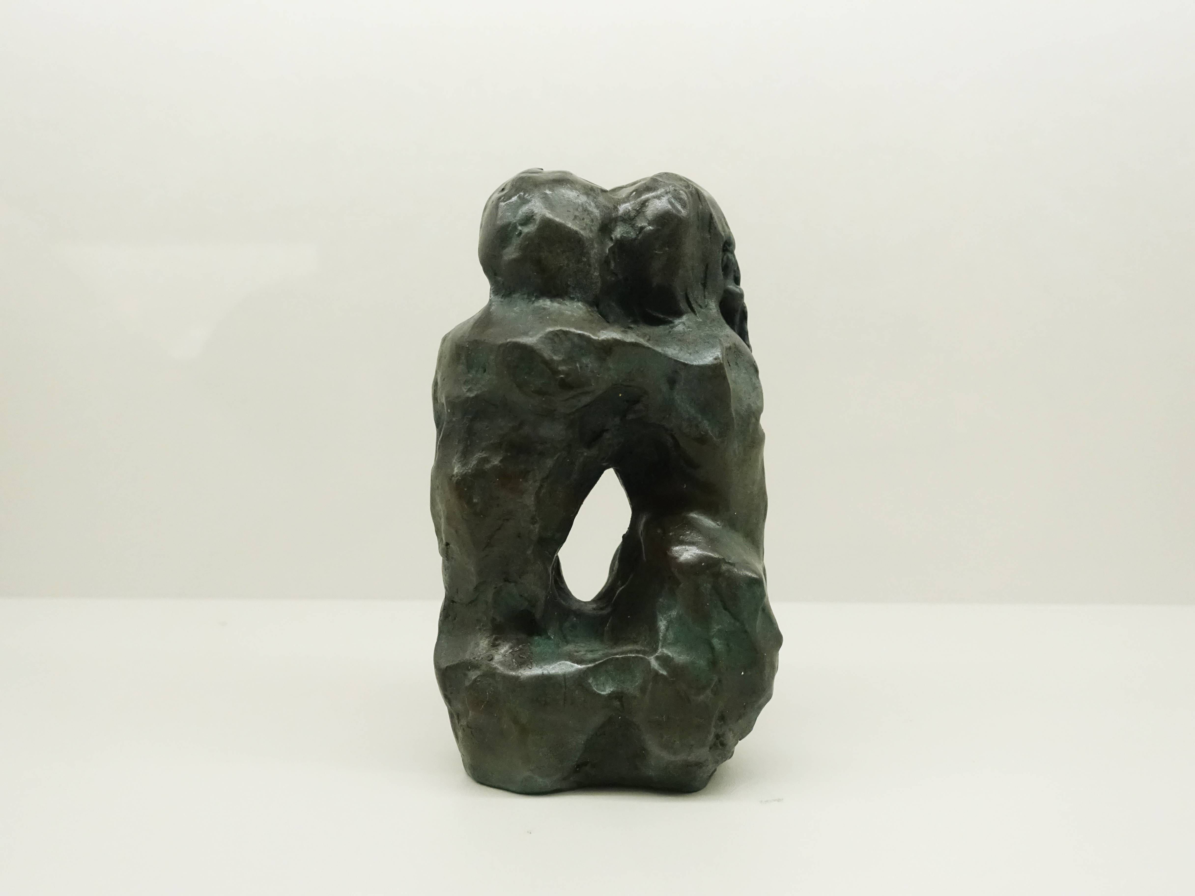 蒲浩明，《相擁》，17 X 10 X 8 cm，銅，1986。
