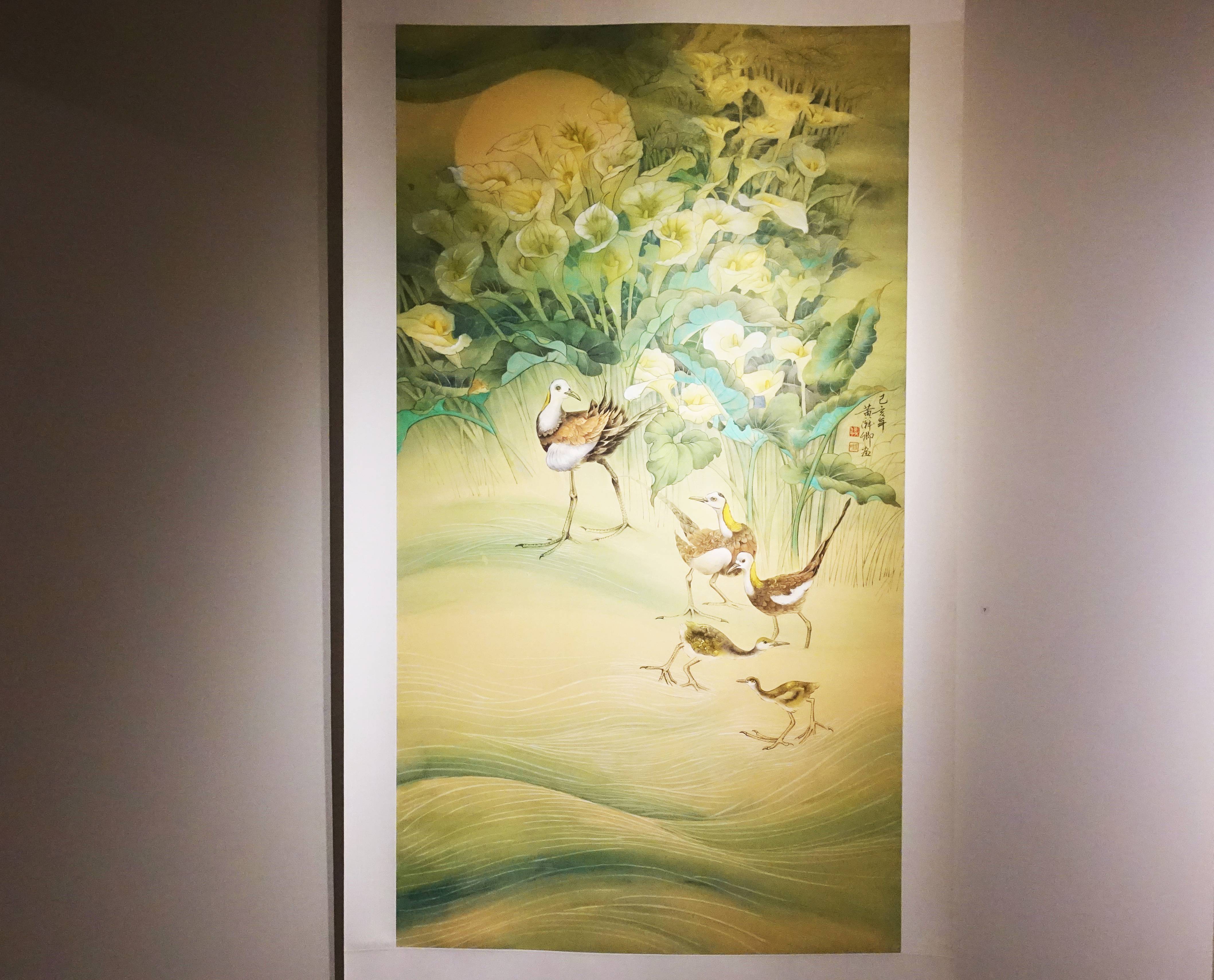 黃淑卿，《水雉家族》，223 x 101 cm，紙本、彩墨，2019。