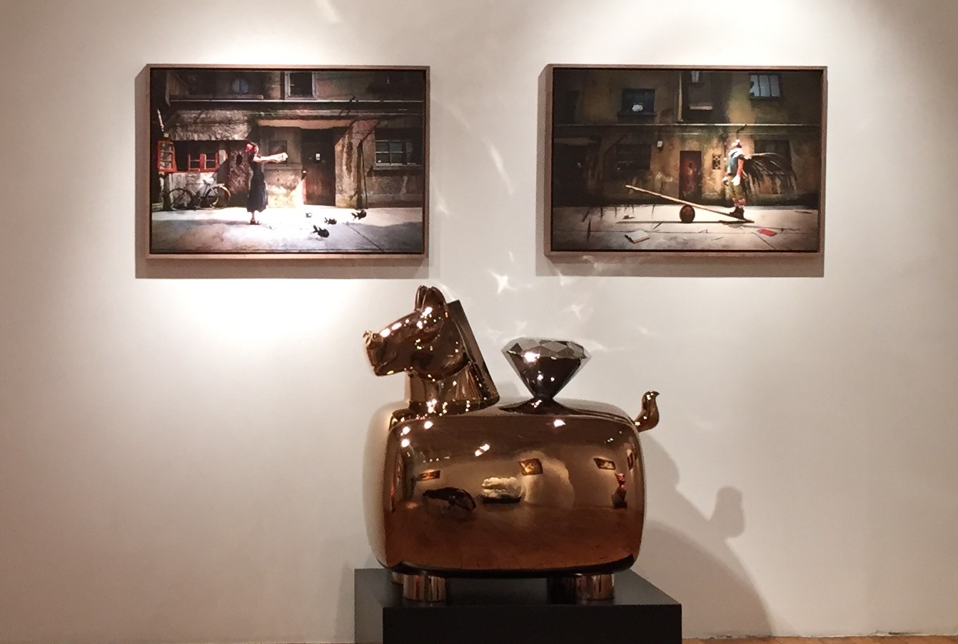 洪易於Emmanuel Fremin Gallery展出「馬上鑽」