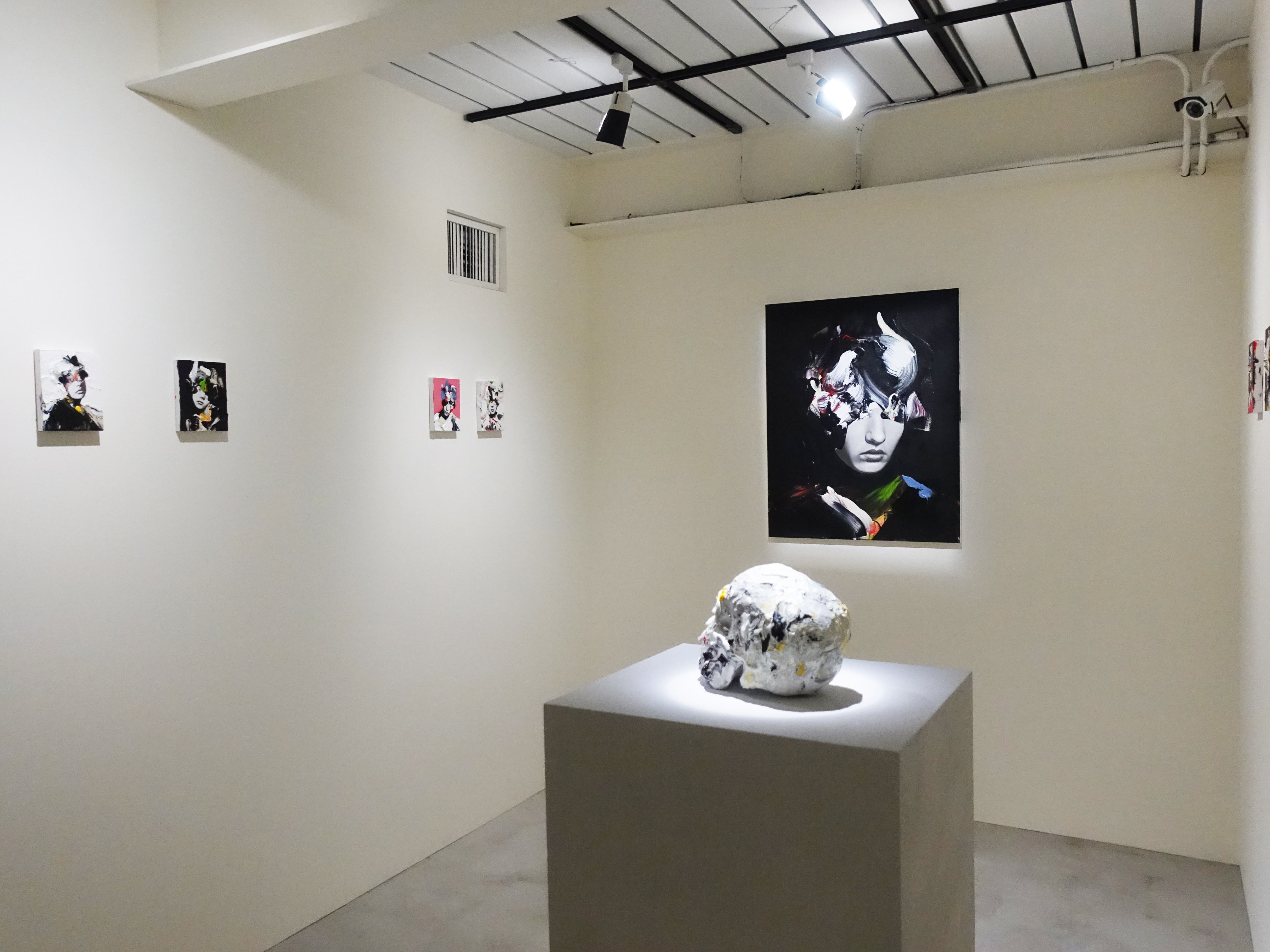 Hiro Hiro Art Space佐藤誠高創作個展《表面、真實之離散》展覽空間。
