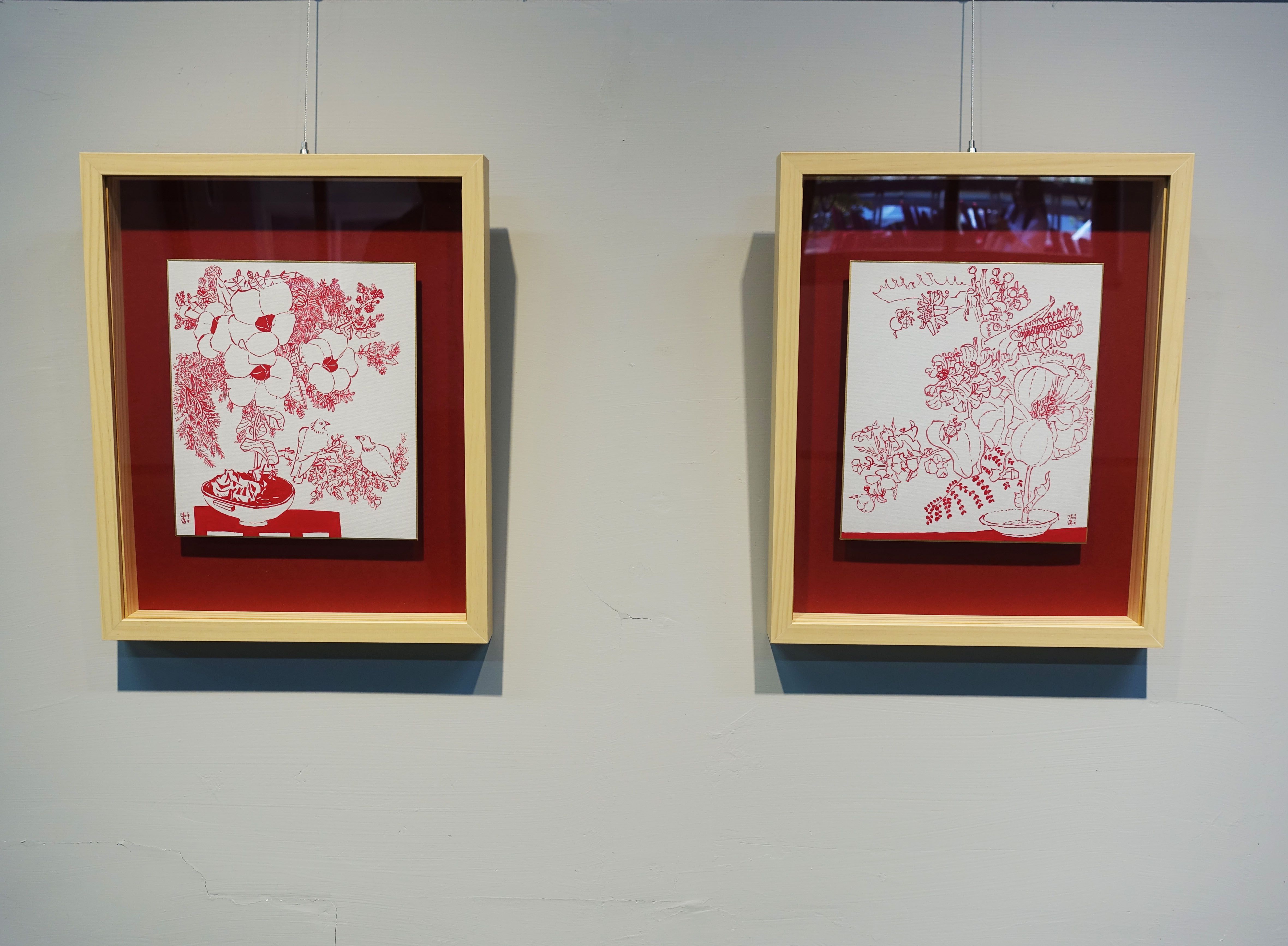 姜鴻逸，《天長地久》左、《自由自在》右，27 X 24 CM，礦物彩、畫仙板，2019。