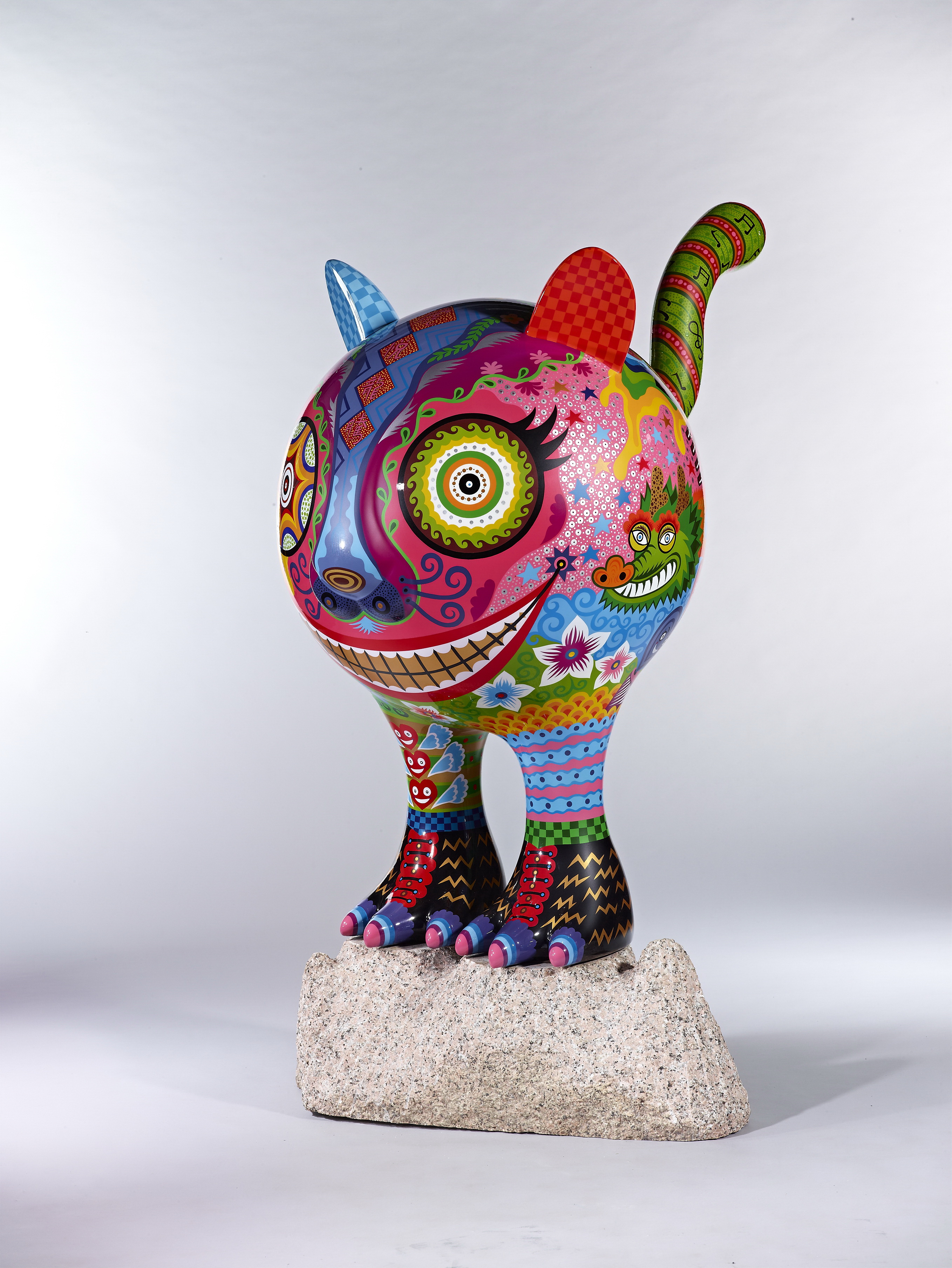 十二生肖之叁 Q虎 2013 鋼板彩繪 花崗岩 112x78x140cm