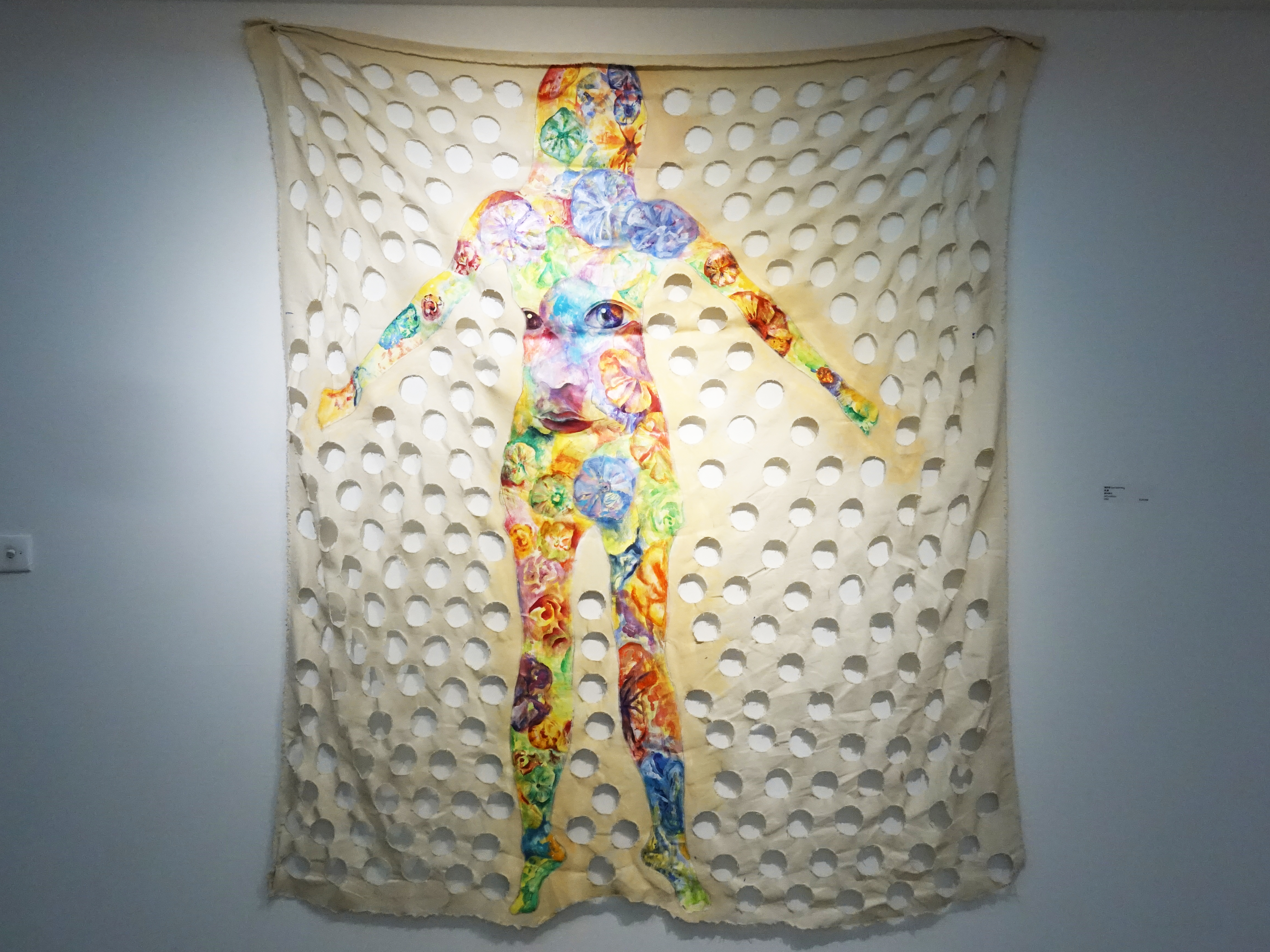 連師屏，《透,露》，複合媒材，160 x 160 cm，2016。