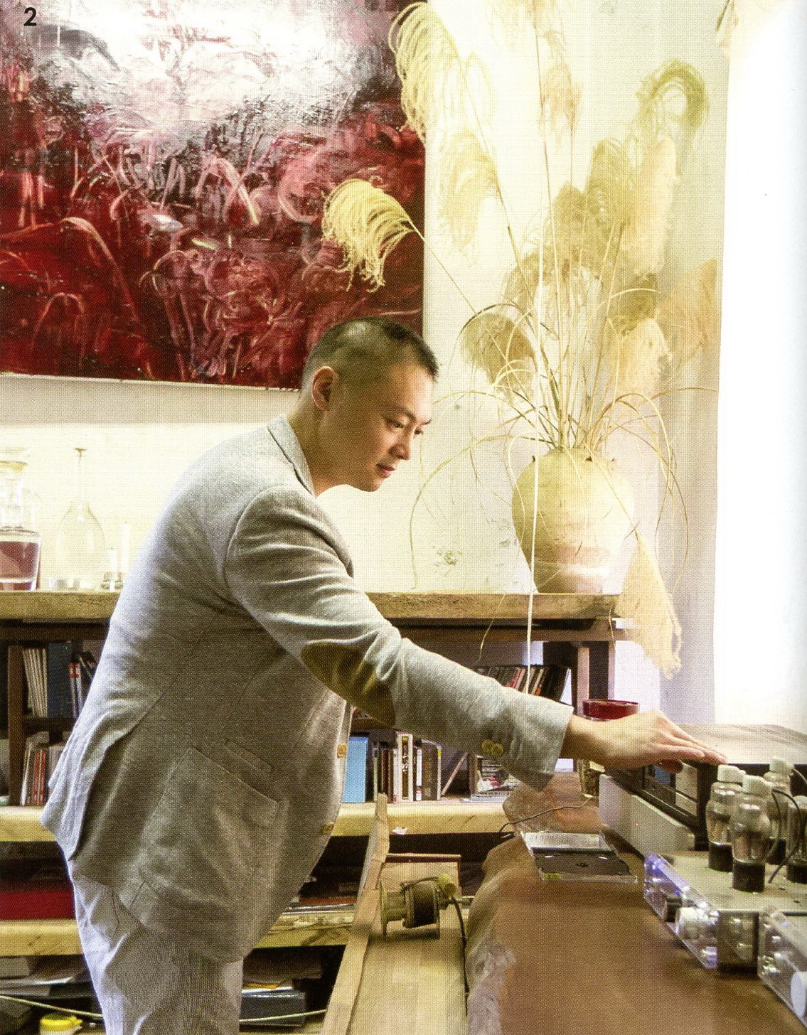 有歷史的古物,對常陵而言都是摯愛