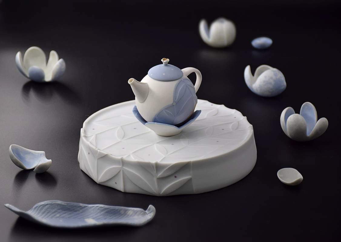 藝術家：鍾雯婷　　標題： 茶具　  材質：陶瓷　　年代：2022  　