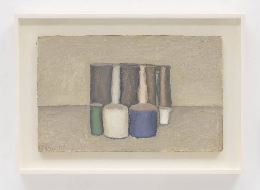 喬治·莫蘭迪（Giorgio Morandi），《靜物》，1959年 ，布面油畫， 25.5 x 40.5 厘米 。圖片由卓納畫廊提供