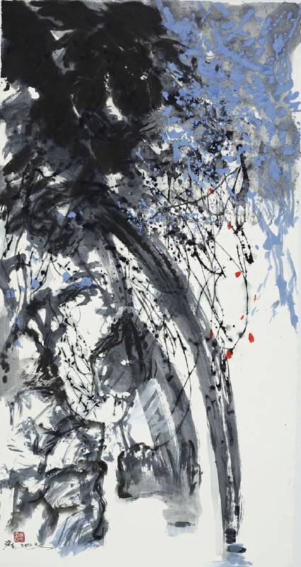 塵三 / 藤古Old Vine Tree, 水墨、複合媒材Mixed media on paper, 143x76 cm, 2022