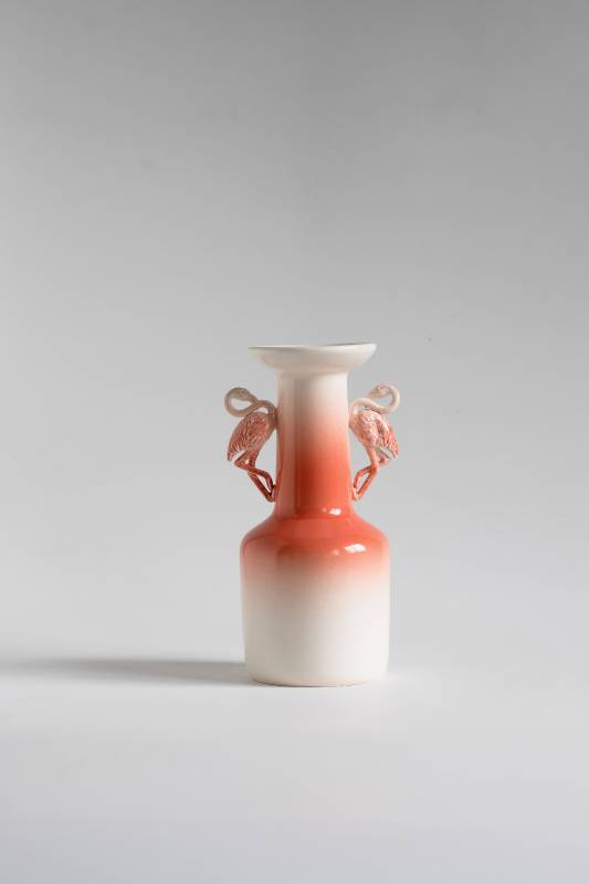 劉子瑜,Flamboyance 2(2023),陶瓷,高 20 公分;直徑 10 公分