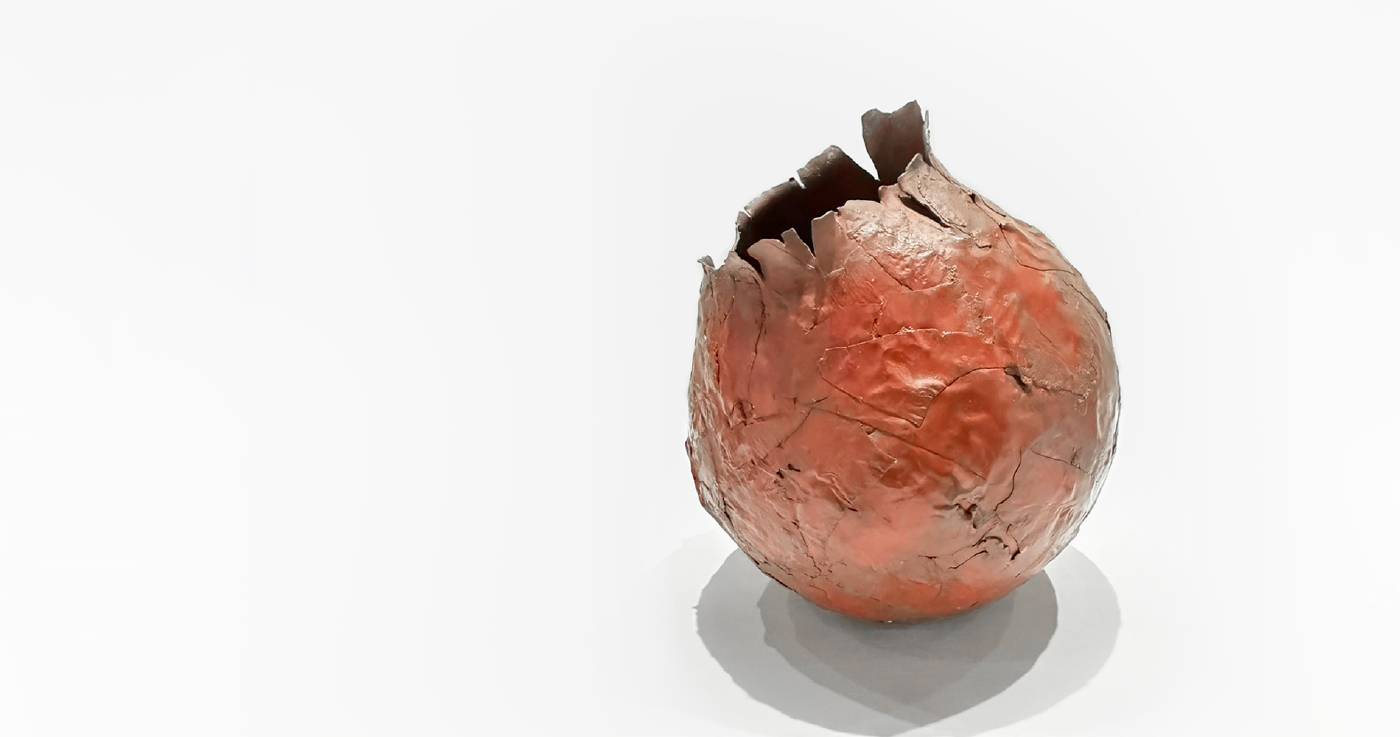 葉昱志，<自我抄襲VI>，紅銅，16.5x16.5x19cm