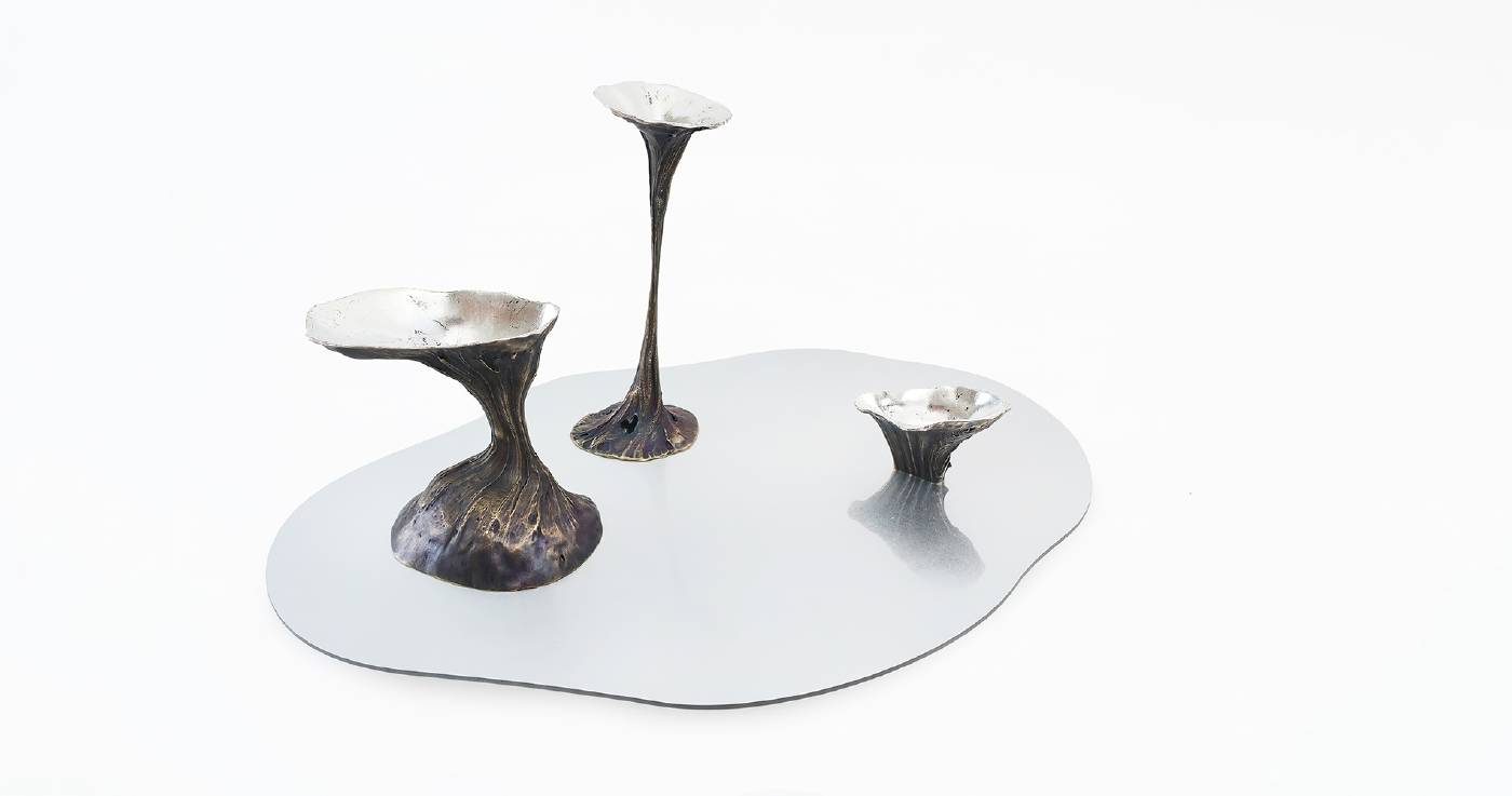 廖珮婷，<寧靜相映>，黃銅、999銀、天然漆，53x35x24cm(含底座)
