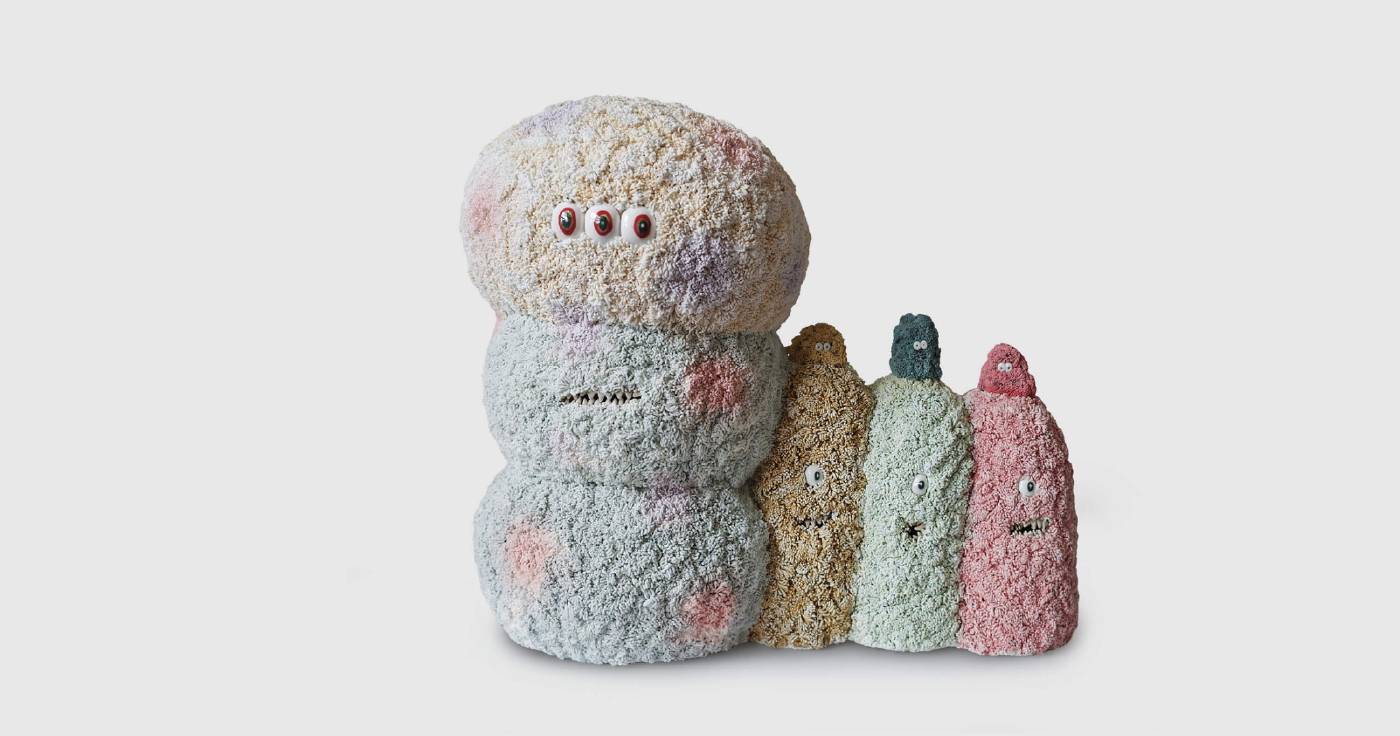 吳秋虹，〈事圓則融〉，陶瓷/31x 16 x27 cm