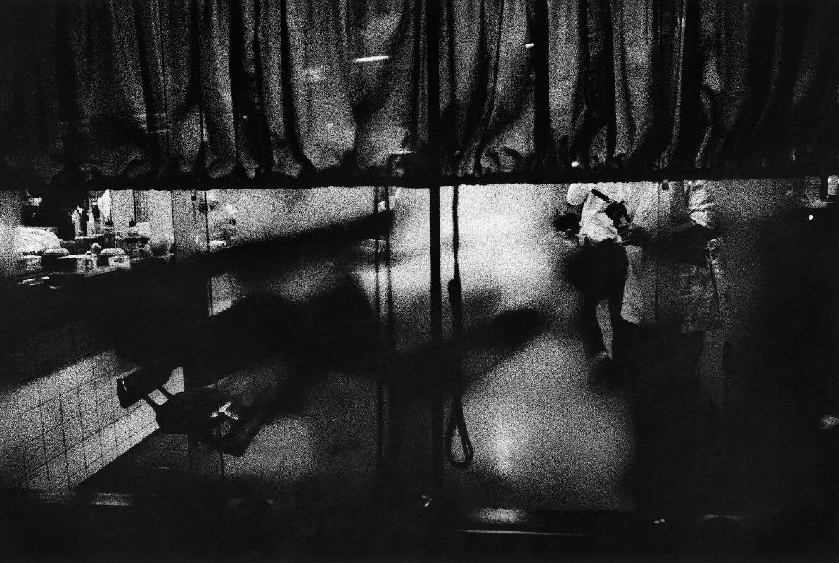中平卓馬 Nakahira Takuma, 無題 Untitled, 1968 - 1970 _ 2025, 銀鹽相紙 gelatin silver print, 60 x 90 cm, Ed. 1 of 3, Label stamped by the estate, Courtesy of Each Modern © Gen Nakahira