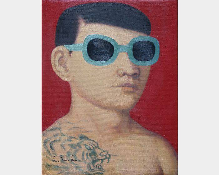 c-07墨鏡與虎刺青  