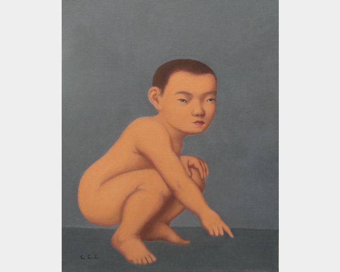 d-11手指向前方的小孩  