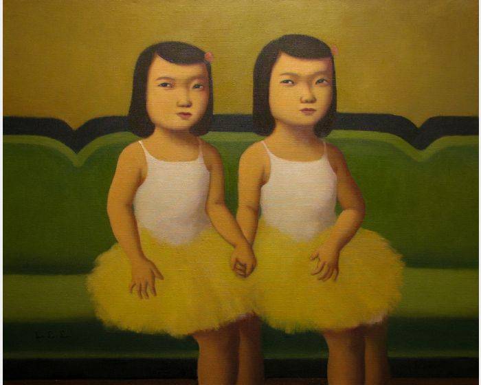 穿芭蕾舞衣的雙胞胎