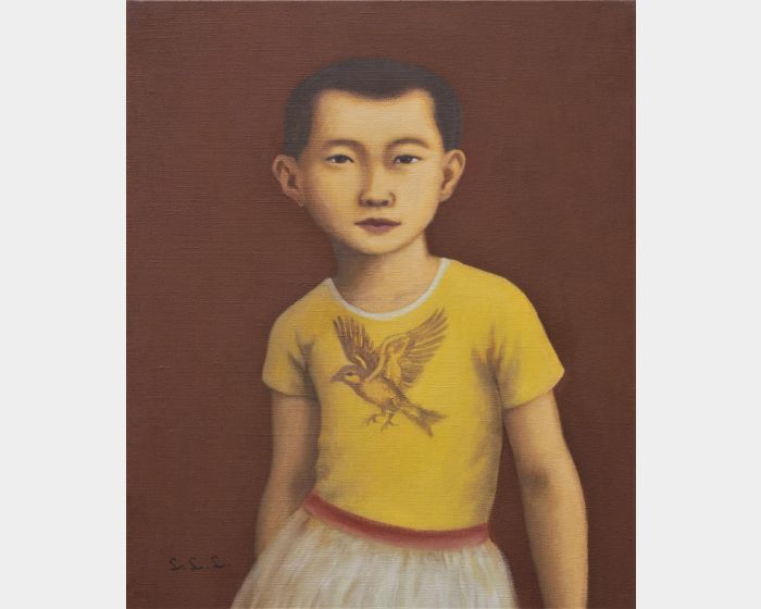 穿裙子的小男孩