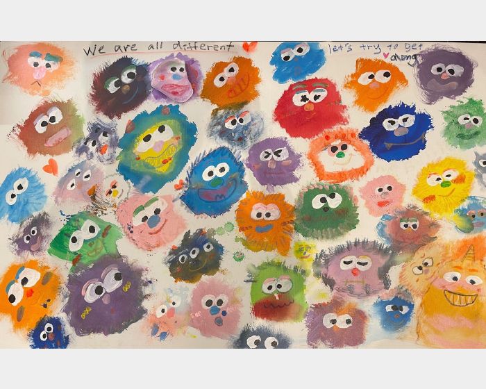 怪物們，我們好好相處吧 （we are all different, let’s try to get along）