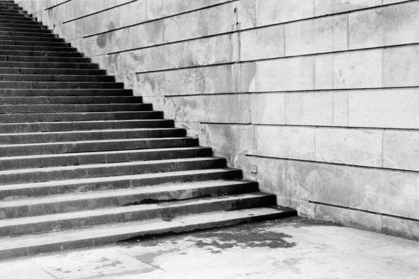 嚴仲唐-Stairs, Paris