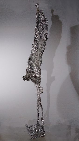蒲宜君-不鏽鋼雕塑 —— 雲遊者系列-走過生命的曠野