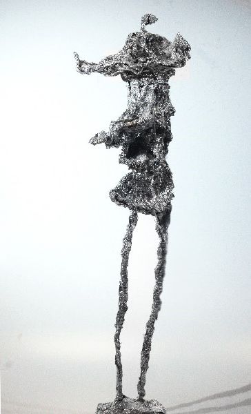 蒲宜君-不鏽鋼雕塑 —— 獨自在輕風中漫舞