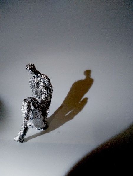 蒲宜君-不鏽鋼雕塑 —— 在內心寧靜的一個角落