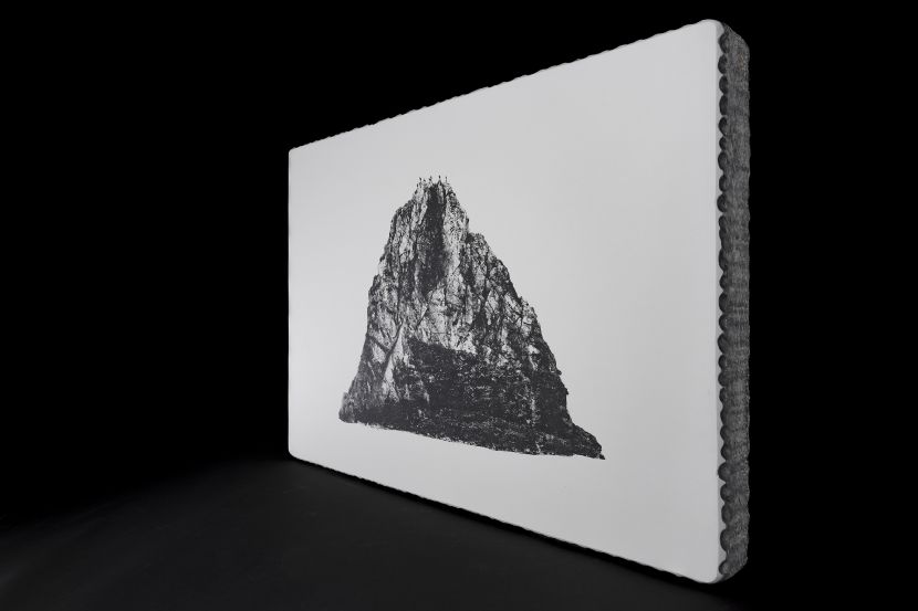 陳奕伶 -島嶼系列-漁人三角岩 Island Series – Iratay Rock