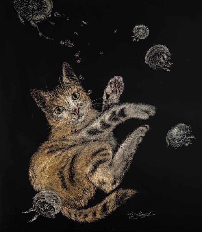  藝術家：陳愷靜　　 標題：貓與海月　　尺寸：27*24 cm　　材質：天然漆、木板　　年代：2018                   