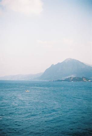 余俊璋-Nature and Human -- the Ocean